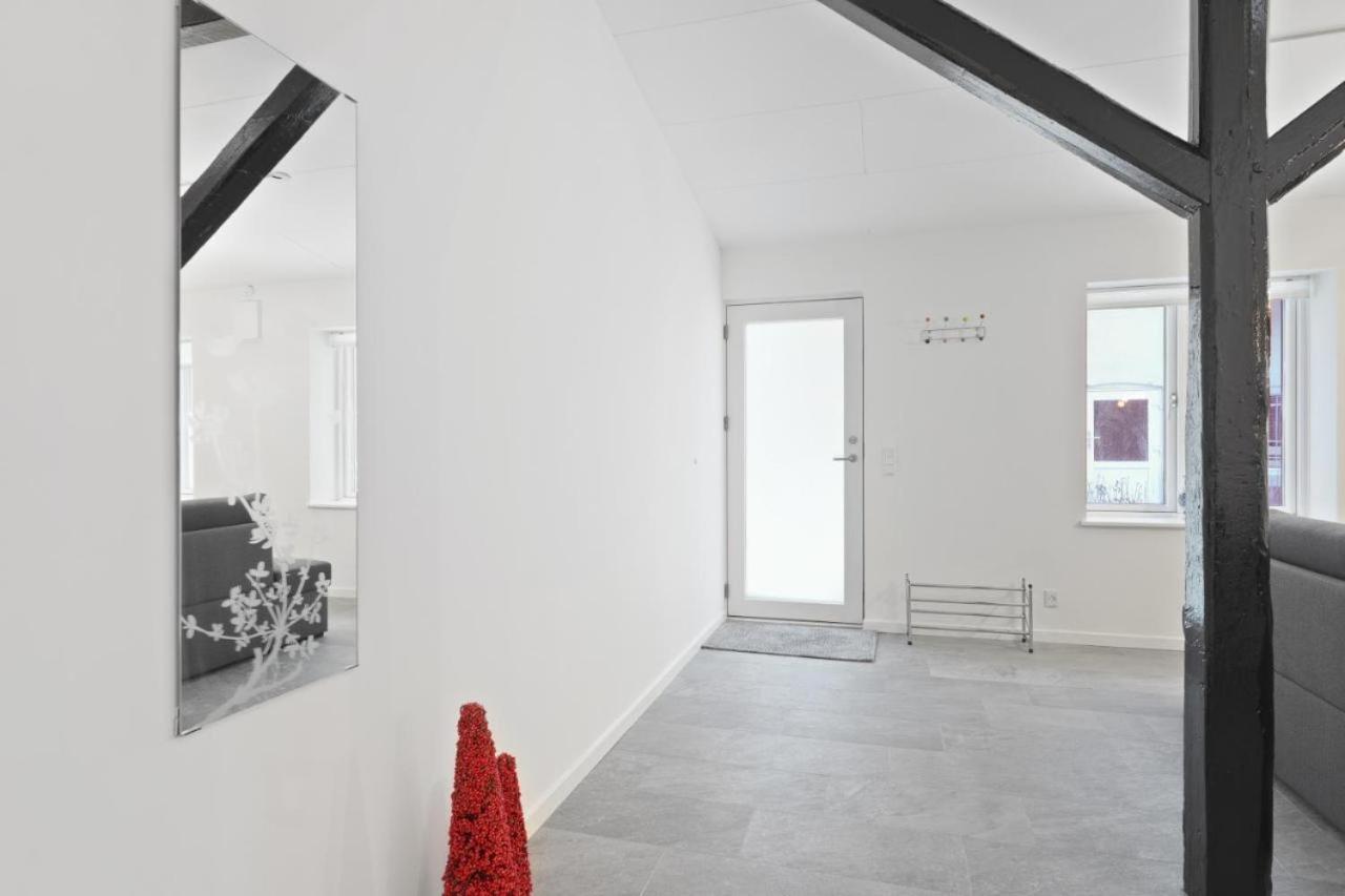 Charming - Luxurious 1 Bedroom Apartment In The Heart Of Aalborg Esterno foto