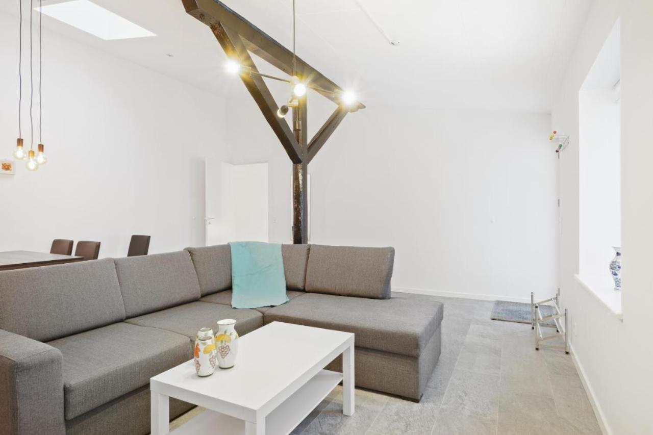 Charming - Luxurious 1 Bedroom Apartment In The Heart Of Aalborg Esterno foto