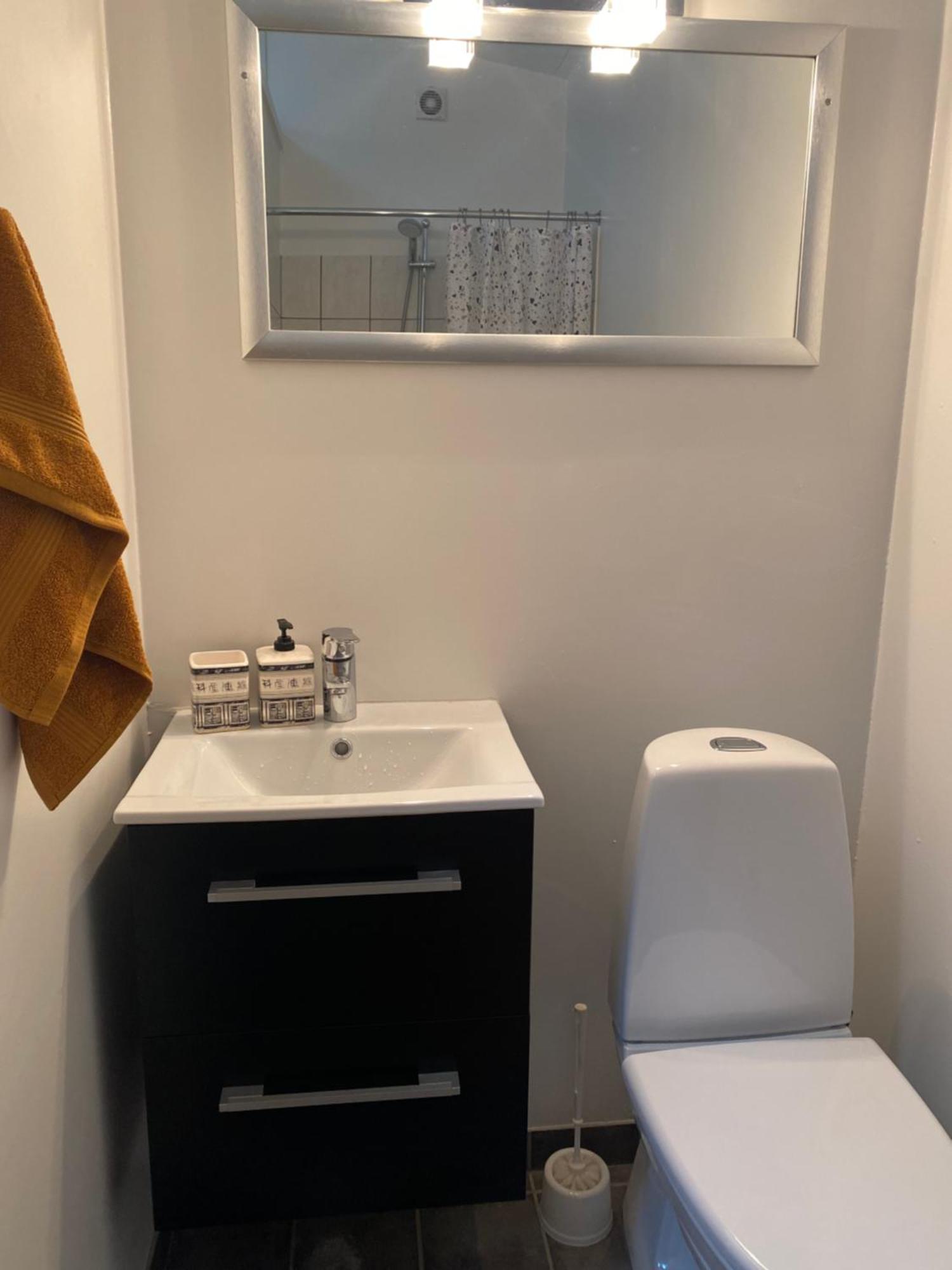 Charming - Luxurious 1 Bedroom Apartment In The Heart Of Aalborg Esterno foto