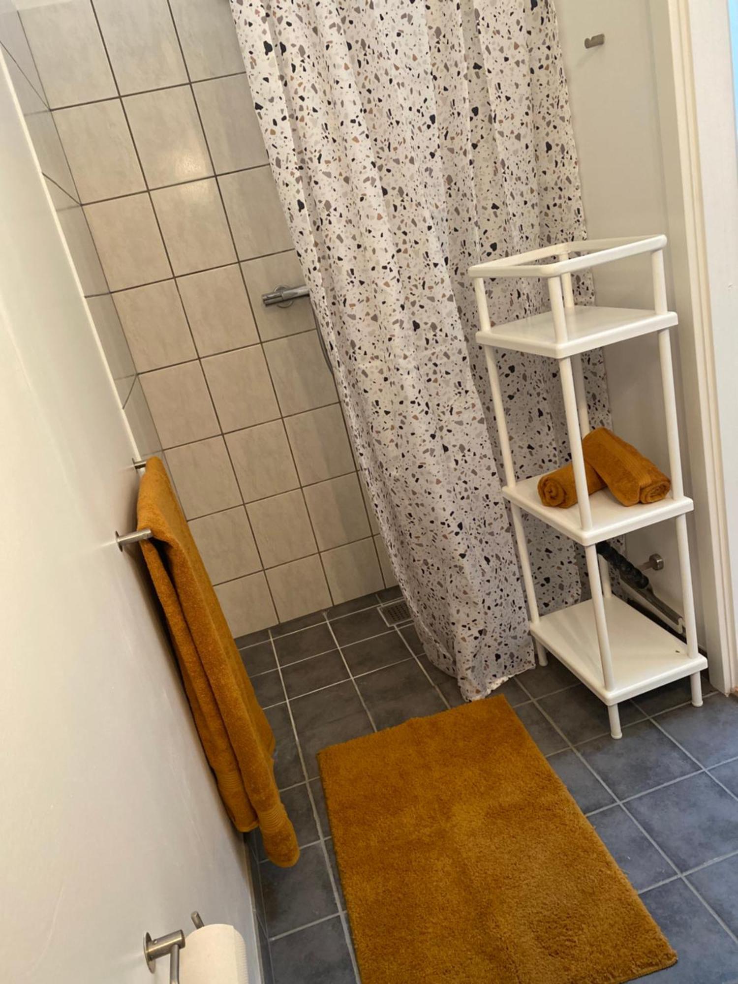 Charming - Luxurious 1 Bedroom Apartment In The Heart Of Aalborg Esterno foto